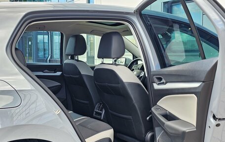 Volkswagen Golf VIII, 2022 год, 2 600 000 рублей, 19 фотография