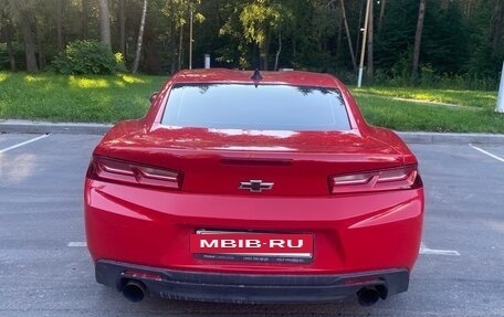 Chevrolet Camaro VI, 2017 год, 2 350 000 рублей, 4 фотография
