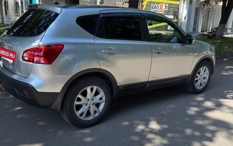Nissan Qashqai, 2009 год, 620 000 рублей, 2 фотография
