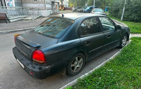 Hyundai Sonata IV рестайлинг, 2000 год, 85 000 рублей, 4 фотография