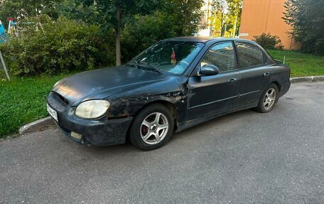 Hyundai Sonata IV рестайлинг, 2000 год, 85 000 рублей, 2 фотография