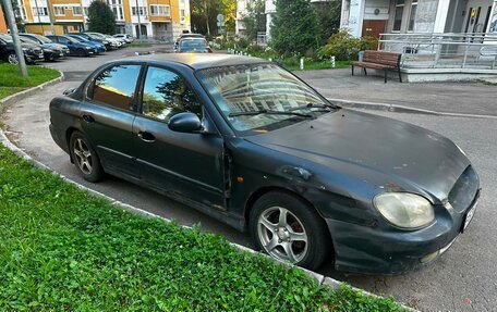 Hyundai Sonata IV рестайлинг, 2000 год, 85 000 рублей, 3 фотография