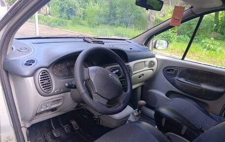 Renault Scenic III, 2000 год, 230 000 рублей, 8 фотография