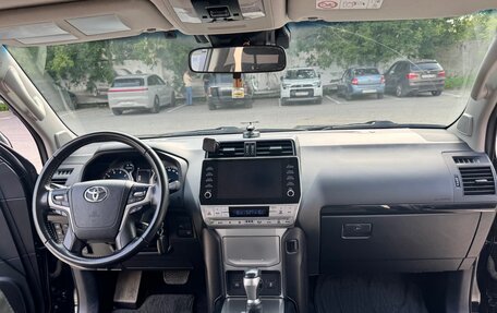 Toyota Land Cruiser Prado 150 рестайлинг 2, 2022 год, 7 500 000 рублей, 3 фотография