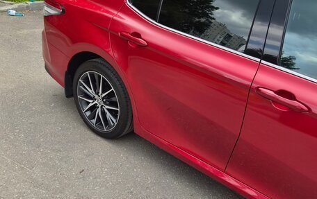 Toyota Camry, 2021 год, 3 200 000 рублей, 9 фотография