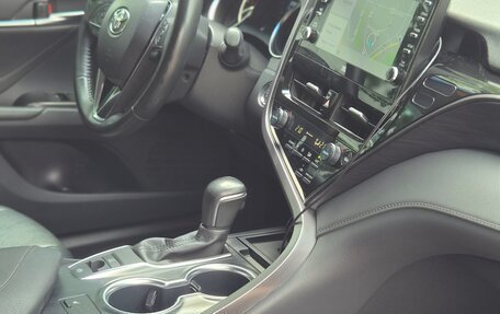 Toyota Camry, 2021 год, 3 200 000 рублей, 13 фотография