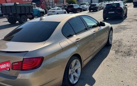 BMW 5 серия, 2010 год, 2 990 000 рублей, 3 фотография