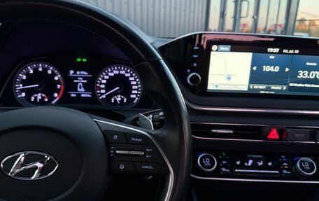 Hyundai Sonata VIII, 2019 год, 2 210 000 рублей, 21 фотография