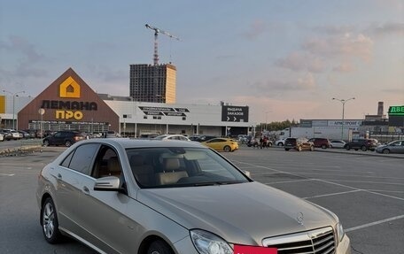 Mercedes-Benz E-Класс, 2011 год, 1 750 000 рублей, 1 фотография