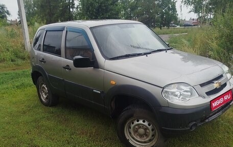 Chevrolet Niva I рестайлинг, 2011 год, 380 000 рублей, 1 фотография