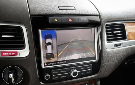Volkswagen Touareg III, 2011 год, 1 695 000 рублей, 14 фотография