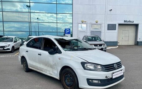 Volkswagen Polo VI (EU Market), 2017 год, 199 000 рублей, 2 фотография