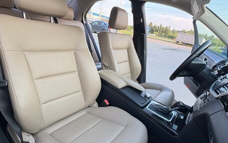 Mercedes-Benz E-Класс, 2011 год, 1 750 000 рублей, 13 фотография