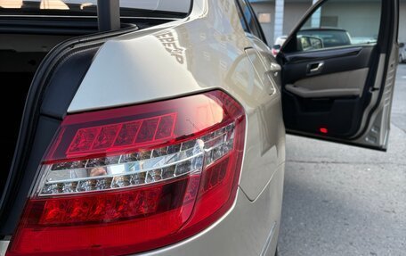 Mercedes-Benz E-Класс, 2011 год, 1 750 000 рублей, 16 фотография
