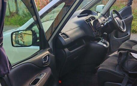 Nissan Serena IV, 2011 год, 950 000 рублей, 6 фотография