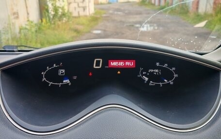 Nissan Serena IV, 2011 год, 950 000 рублей, 11 фотография