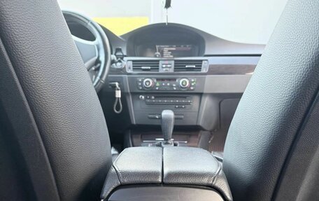 BMW 3 серия, 2011 год, 950 000 рублей, 14 фотография