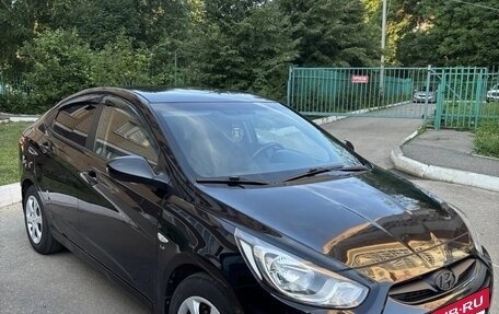 Hyundai Solaris II рестайлинг, 2013 год, 810 000 рублей, 6 фотография