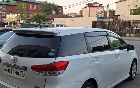 Toyota Wish II, 2011 год, 1 200 000 рублей, 2 фотография