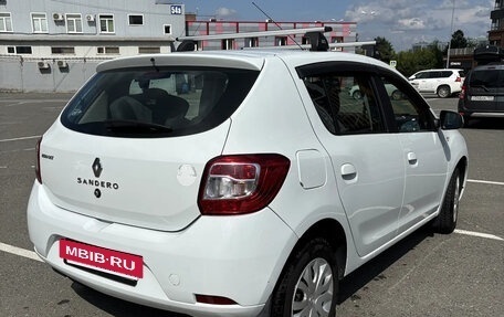 Renault Sandero II рестайлинг, 2018 год, 870 000 рублей, 2 фотография