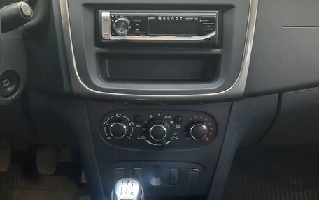 Renault Logan II, 2021 год, 670 000 рублей, 15 фотография