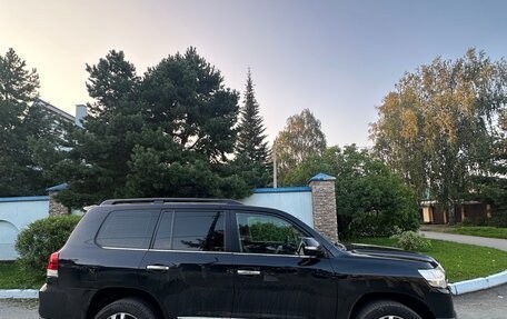 Toyota Land Cruiser 200, 2016 год, 4 350 000 рублей, 2 фотография