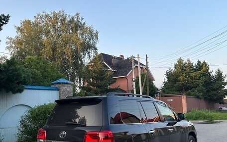 Toyota Land Cruiser 200, 2016 год, 4 350 000 рублей, 3 фотография