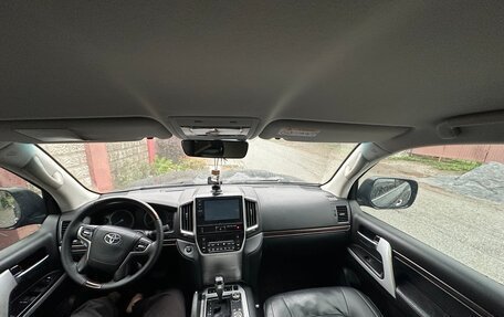 Toyota Land Cruiser 200, 2016 год, 4 350 000 рублей, 11 фотография