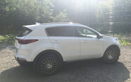 KIA Sportage IV рестайлинг, 2018 год, 2 600 000 рублей, 2 фотография