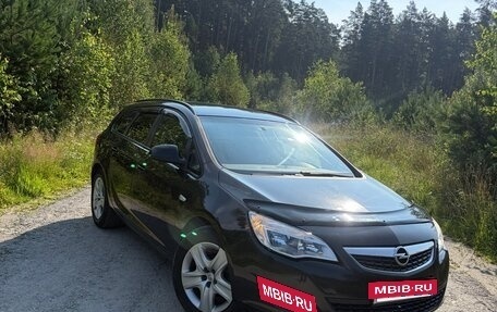 Opel Astra J, 2012 год, 590 000 рублей, 5 фотография