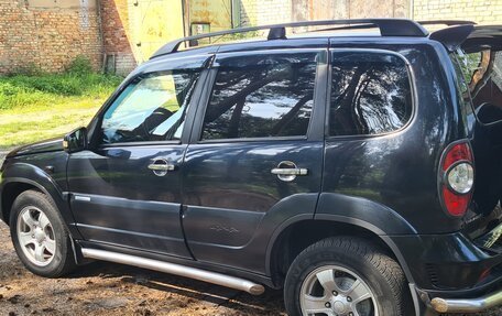 Chevrolet Niva I рестайлинг, 2012 год, 570 000 рублей, 3 фотография
