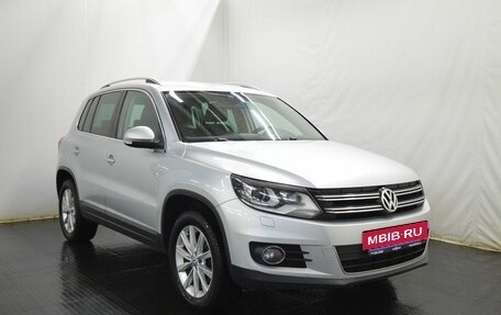 Volkswagen Tiguan I, 2013 год, 1 103 000 рублей, 3 фотография