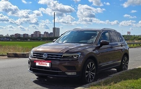 Volkswagen Tiguan II, 2017 год, 2 200 000 рублей, 10 фотография