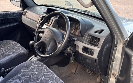 Mitsubishi Pajero iO, 1999 год, 430 000 рублей, 8 фотография