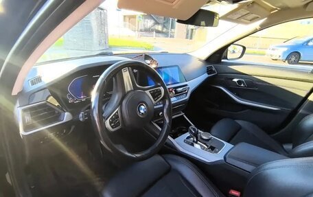 BMW 3 серия, 2020 год, 3 050 000 рублей, 6 фотография