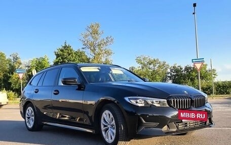 BMW 3 серия, 2020 год, 3 050 000 рублей, 16 фотография