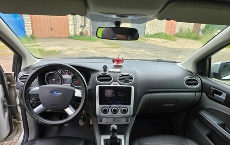 Ford Focus II рестайлинг, 2010 год, 650 000 рублей, 2 фотография