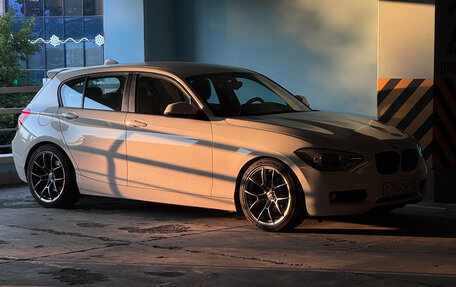 BMW 1 серия, 2012 год, 1 750 000 рублей, 3 фотография
