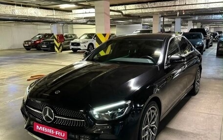 Mercedes-Benz E-Класс, 2021 год, 4 100 000 рублей, 1 фотография