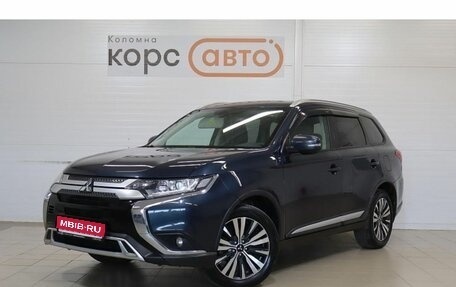 Mitsubishi Outlander III рестайлинг 3, 2019 год, 1 949 000 рублей, 1 фотография