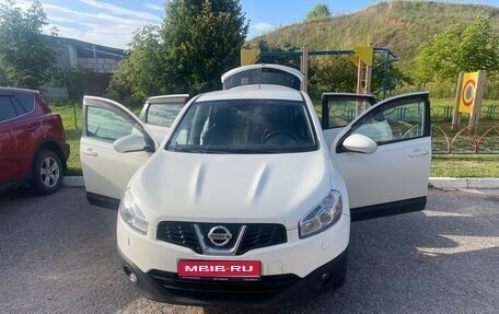 Nissan Qashqai, 2011 год, 960 000 рублей, 1 фотография