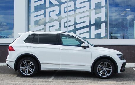 Volkswagen Tiguan II, 2019 год, 3 350 000 рублей, 5 фотография