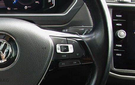 Volkswagen Tiguan II, 2019 год, 3 350 000 рублей, 13 фотография