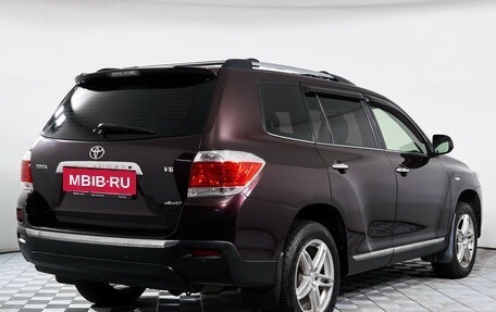 Toyota Highlander III, 2012 год, 1 455 000 рублей, 6 фотография