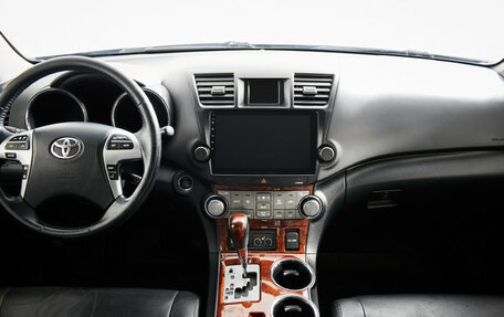 Toyota Highlander III, 2012 год, 1 455 000 рублей, 11 фотография