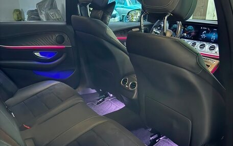 Mercedes-Benz E-Класс, 2021 год, 4 100 000 рублей, 6 фотография