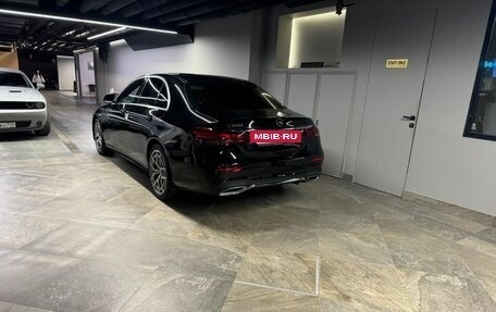 Mercedes-Benz E-Класс, 2021 год, 4 100 000 рублей, 12 фотография