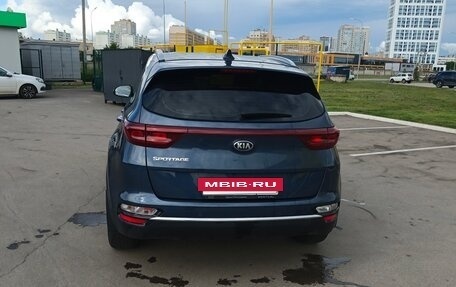 KIA Sportage IV рестайлинг, 2020 год, 2 500 000 рублей, 4 фотография