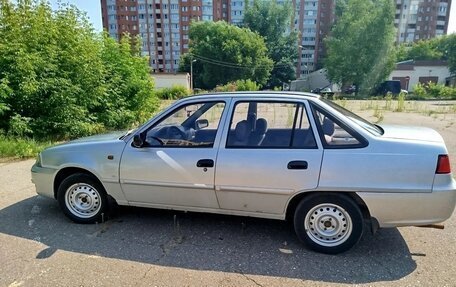 Daewoo Nexia I рестайлинг, 2011 год, 200 000 рублей, 8 фотография