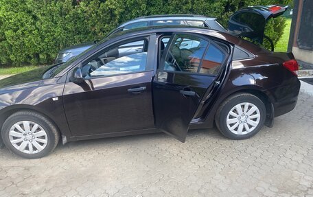 Chevrolet Cruze II, 2013 год, 900 000 рублей, 9 фотография
